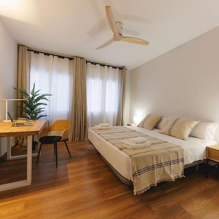 Bravissimo Figuerola, Spacious 3-Bedroom Apartment ジローナ エクステリア 写真
